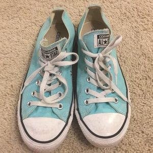 Mint converse